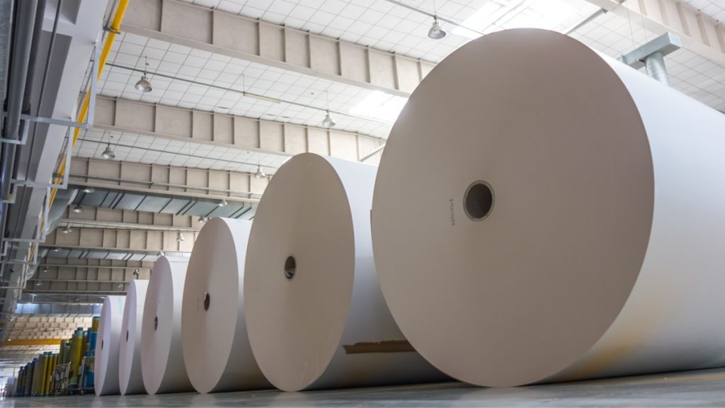 ¿Por qué el control de humedad es importante para la industria del papel?